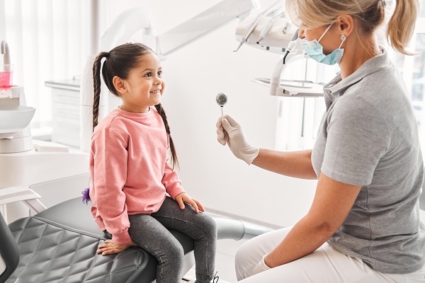 The Importance Of Seeing A Kid Friendly Dentist In Santa Ana For Proper Teeth Development
