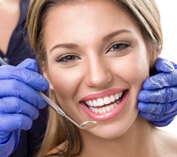 Santa Ana Teeth Whitening at Dentist